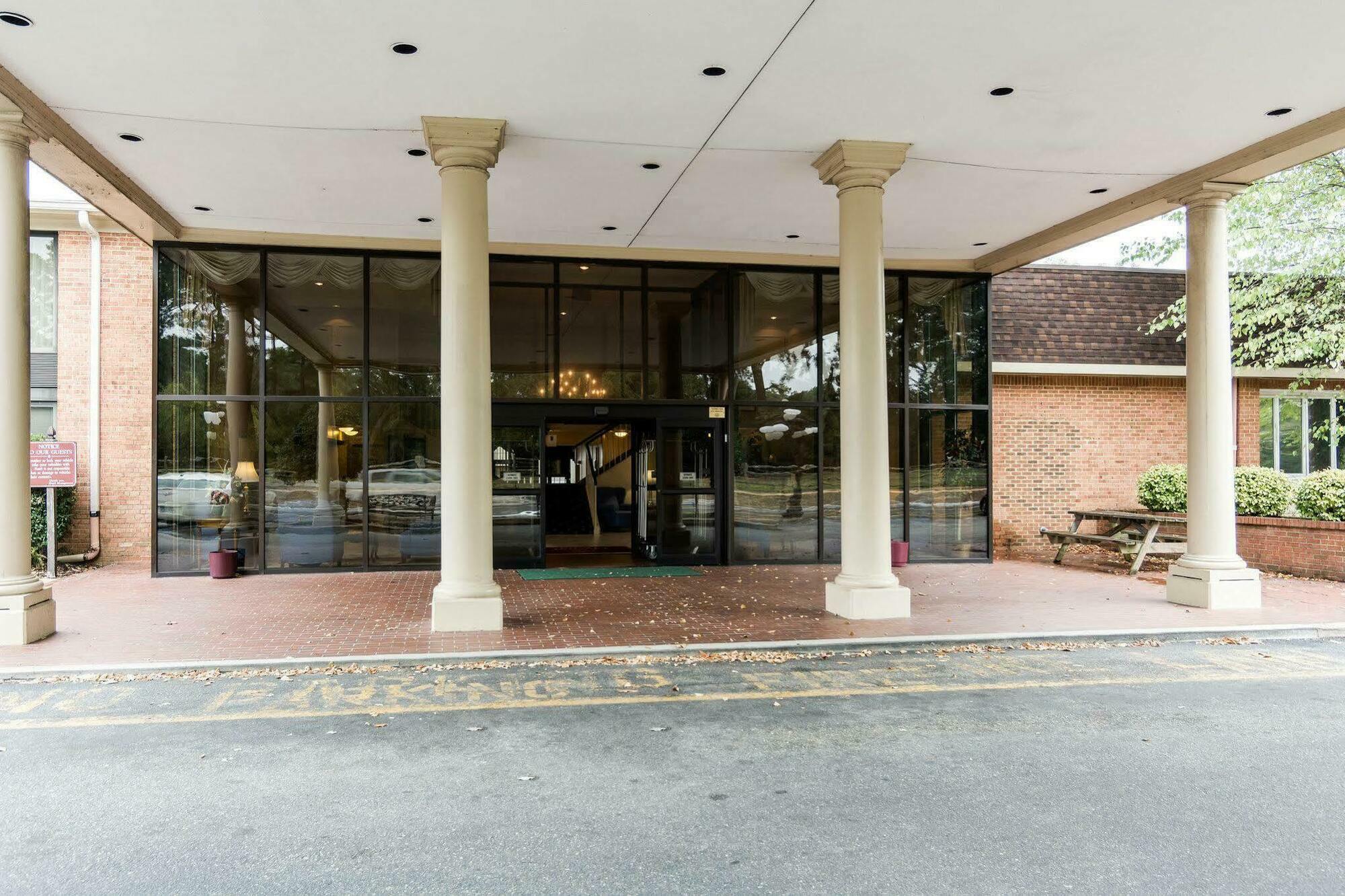 Best Western Williamsburg Historic District Exteriér fotografie
